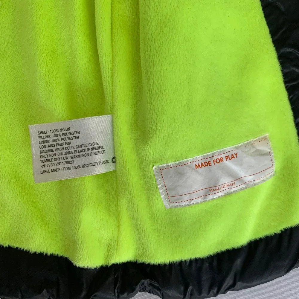 Cat&Jack Puffer Jacket Kids 2T Black Neon Yellow Hex Quilt Fleece Lined Gorpcore